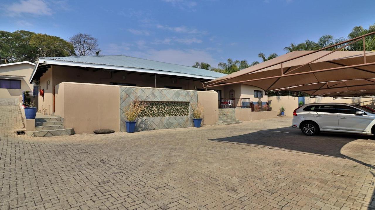 Guest House Mamma Mia Mbombela Екстер'єр фото