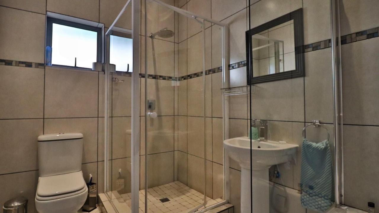 Guest House Mamma Mia Mbombela Екстер'єр фото