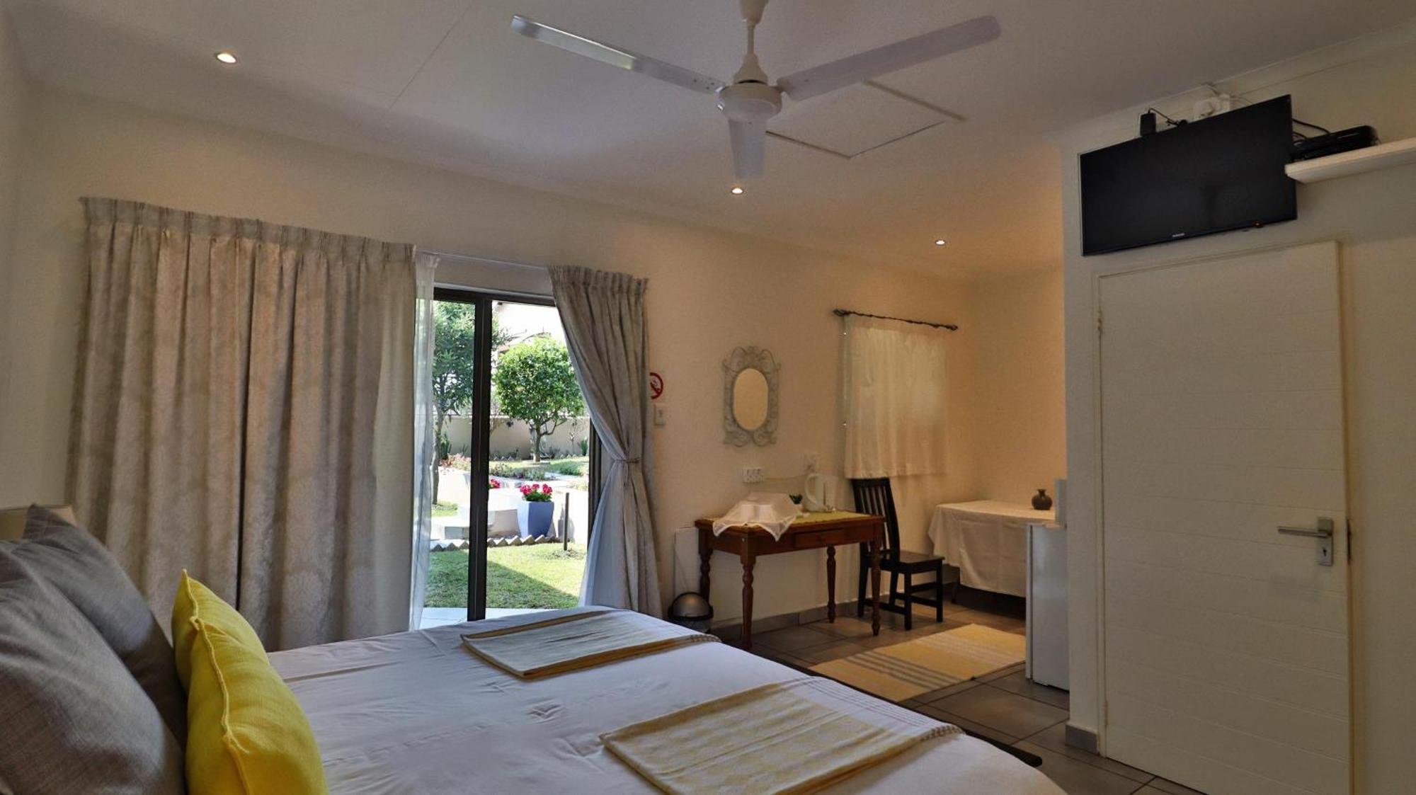 Guest House Mamma Mia Mbombela Екстер'єр фото
