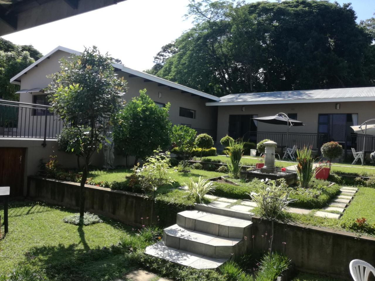 Guest House Mamma Mia Mbombela Екстер'єр фото