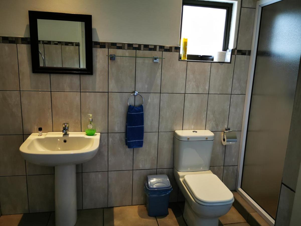 Guest House Mamma Mia Mbombela Екстер'єр фото
